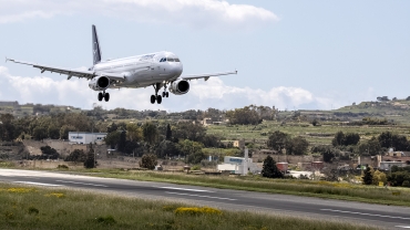 D-AIDC (4560) 2011 Airbus A321-231