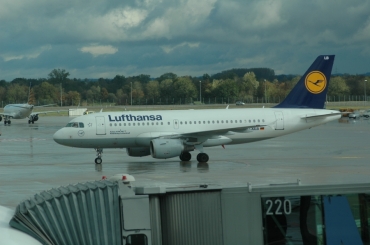 D-AILB (610) 1996 Airbus A319-114