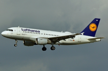 D-AILD (623) 1996 Airbus A319-114