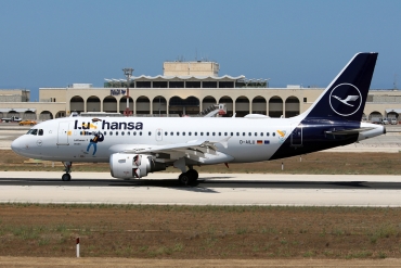 D-AILU (744) 1997 Airbus A319-114