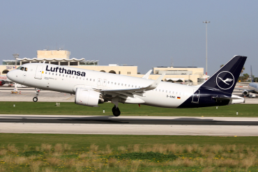 D-AINO (8559) 2018 Airbus A320-271N