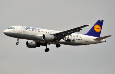 D-AIQW (1367) 2000 Airbus A320-211