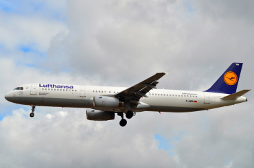 D-AIRB (468) 1993 Airbus A321-131