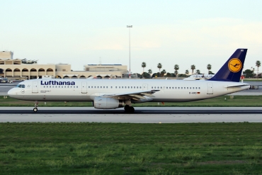 D-AIRO (563) 1995 Airbus A321-131