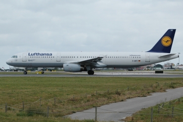 D-AIRT, (cn 652), Airbus A321-131