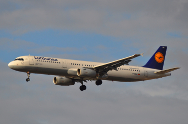 D-AISC (1161) 1999 Airbus A321-231