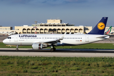 D-AIUL (6521) 2015 Airbus A320-214(WL)