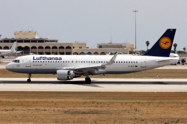 D-AIUT (7115) 2016 Airbus A320-214(WL)