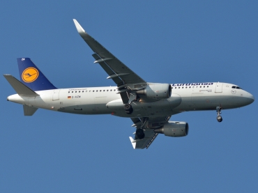 D-AIZW (5694) 2013 Airbus A320-214