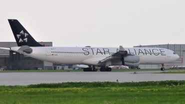 D-AIGV (325) 2000 Airbus A340-313
