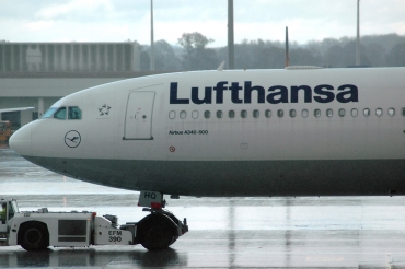 D-AIHQ (790) 2007 Airbus A340-642