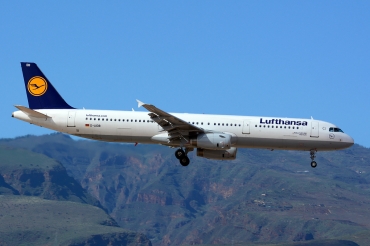 D-AIDB (4545) 2010 Airbus A321-231