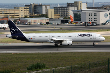 D-AISU (4016) 2009 Airbus A321-231