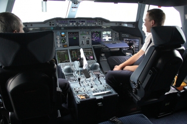 D-AIMH, (cn 070), Airbus A380-841