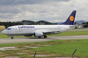 D-ABXY (24563) 1989 Boeing 737-330