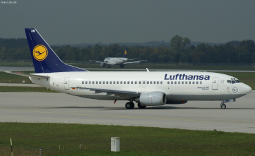 D-ABXN (23872) 1987 Boeing 737-330