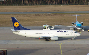 D-ABXS (24280) 1988 Boeing 737-330