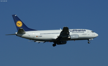 D-ABXU (24282) 1989 Boeing 737-330