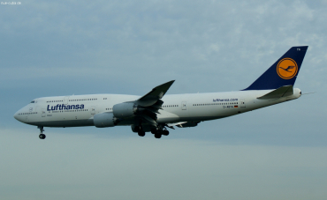 D-ABYA (37827) 2012 Boeing 747-830