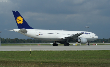 D-AIAU (623) 1991 Airbus A300B4-603