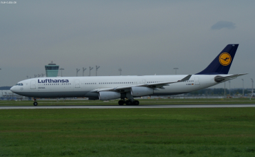D-AIGS (297) 1999 Airbus A340-313
