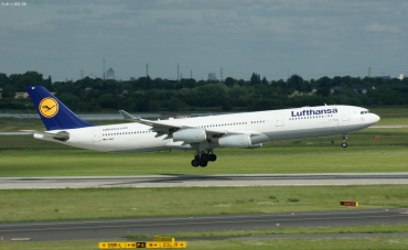 D-AIGT (304) 1999 Airbus A340-313