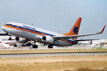 D-AHFV (30415) 2000 Boeing 737-8K5(WL)