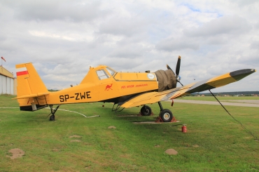 SP-ZWE (1Z006-02) PZL M-18 Dromader