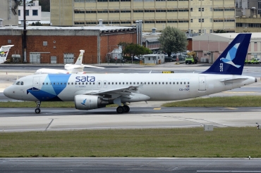 CS-TKP (2011) 2003 Airbus A320-214