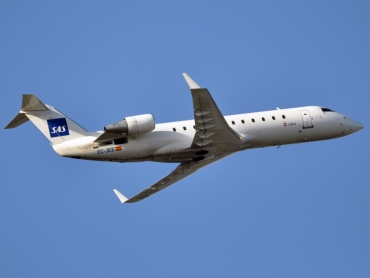 EC-JEE (cn 7989) Bombardier CRJ200ER