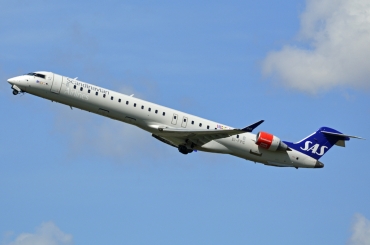 EI-FPG (15406) 2016 Bombardier CRJ-900