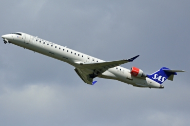 EI-FPH (15409) 2016 Bombardier CRJ-900 LR