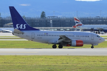 LN-RPH (28605) 1999 Boeing 737-683