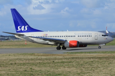 LN-RPE (28306) 1999 Boeing 737-683