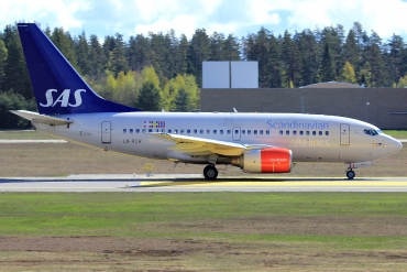 LN-RCW (28308) 1999 Boeing 737-683