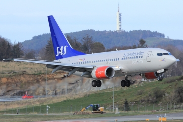 LN-RNO (28316) 2000 Boeing 737-783