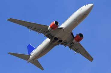 LN-RCY (28324) 2001 Boeing 737-883