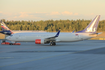 LN-RRE (35706) 2008 Boeing 737-85P(WL)