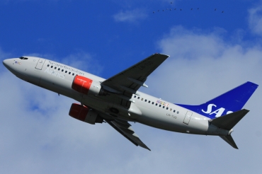 LN-TUD (28217) 1998 Boeing 737-705