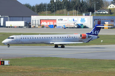 OY-KFH (15240) 2009 Bombardier CRJ-900 LR