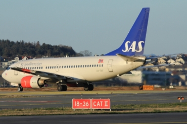 LN-TUF (28222) 1999 Boeing 737-705