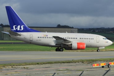 LN-RPS (28298) 1999 Boeing 737-683