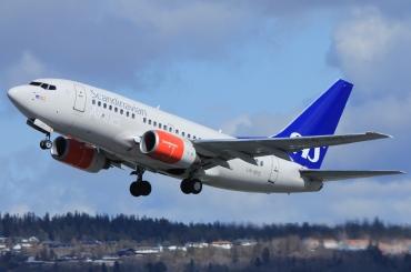 LN-RPS (28298) 1999 Boeing 737-683