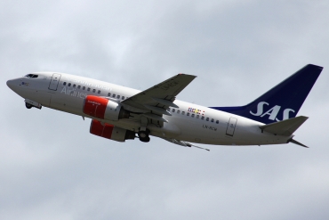 LN-RCW (28308) 1999 Boeing 737-683