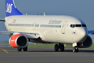 LN-RPN (30470) 2000 Boeing 737-883