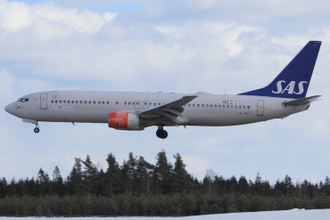 LN-RCZ (30197) 2001 Boeing 737-883