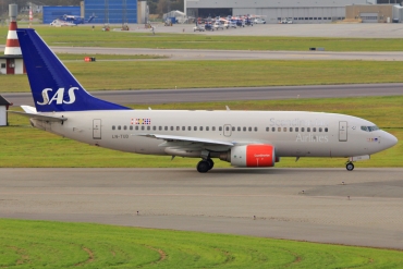 LN-TUD (28217) 1998 Boeing 737-705