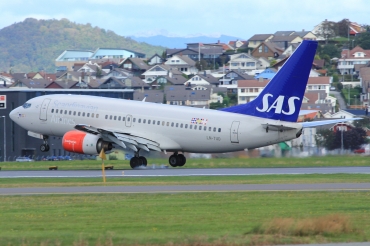 LN-TUD (28217) 1998 Boeing 737-705