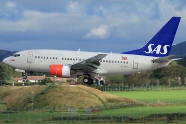 LN-RPZ (28293) 1998 Boeing 737-683