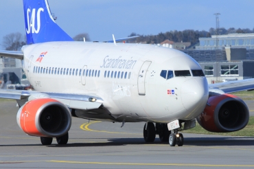 LN-RPZ (28293) 1998 Boeing 737-683